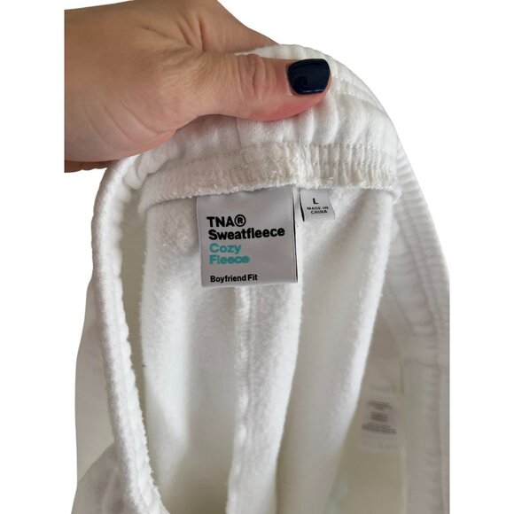 Aritzia TNA Sweatfleece Cozy Fleece Boyfriend Fit White Sweatpants - Picture 5 of 7